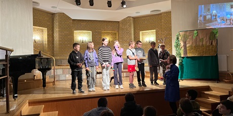 Powiększ grafikę: audycja-muzyczna-w-akademii-muzycznej-617583.jpg