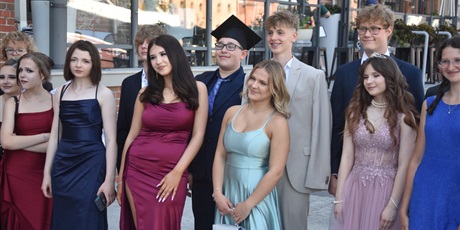 Powiększ grafikę: co-to-byl-za-bal-705045.jpg