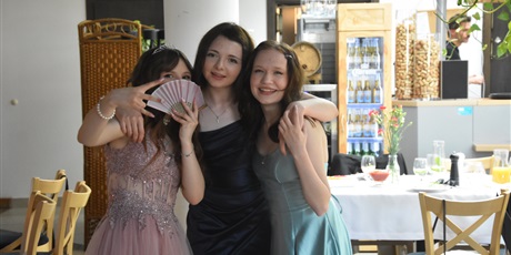 Powiększ grafikę: co-to-byl-za-bal-705070.jpg