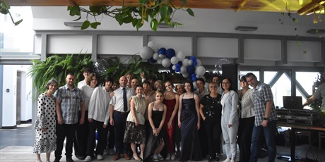 Powiększ grafikę: co-to-byl-za-bal-705093.jpg
