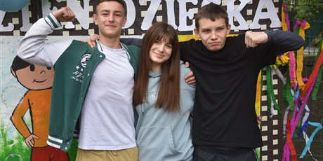 Powiększ grafikę: dzien-dziecka-619630.jpg