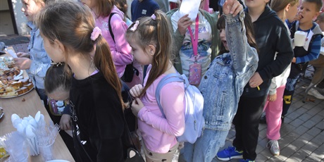 Powiększ grafikę: dzien-ziemniaka-koniec-lata-643905.jpg