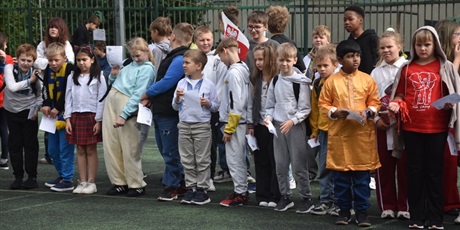 Powiększ grafikę: dzien-ziemniaka-w-jezykach-swiata-714071.jpg