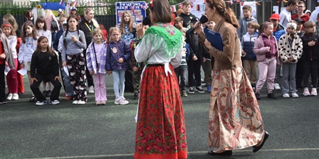 Powiększ grafikę: dzien-ziemniaka-w-jezykach-swiata-714072.jpg