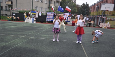 Powiększ grafikę: dzien-ziemniaka-w-jezykach-swiata-714149.jpg