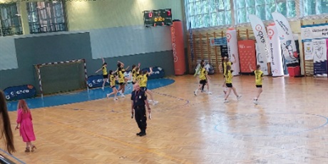 Powiększ grafikę: finalowy-mecz-pilkarek-recznych-629571.jpg