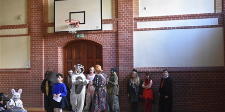 Powiększ grafikę: hallween-wigilia-wszystkich-swietych-652201.jpg