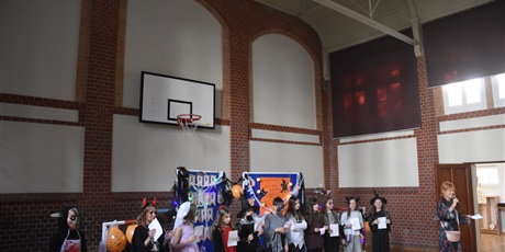 Powiększ grafikę: hallween-wigilia-wszystkich-swietych-652207.jpg