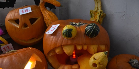 Powiększ grafikę: hallween-wigilia-wszystkich-swietych-652214.jpg