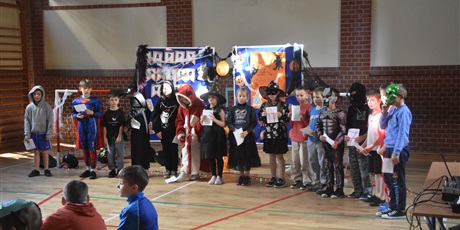 Powiększ grafikę: hallween-wigilia-wszystkich-swietych-652234.jpg