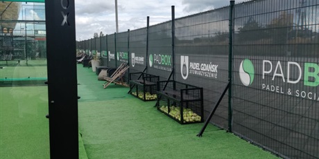 Powiększ grafikę: klasa-va-poznaje-padel-628985.jpg