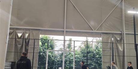 Powiększ grafikę: klasa-va-poznaje-padel-628987.jpg