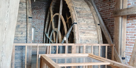 Powiększ grafikę: klasy-6a-i-6b-w-muzeum-morskim-677462.jpg