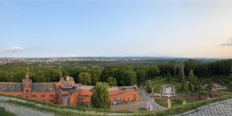 Powiększ grafikę: krakow-pierwszy-i-nie-ostatni-raz-625808.jpg