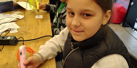Powiększ grafikę: mobilne-laboratorium-mlodych-odkrywcow-646580.jpg