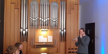Powiększ grafikę: organy-to-potezny-instrument-622484.jpg