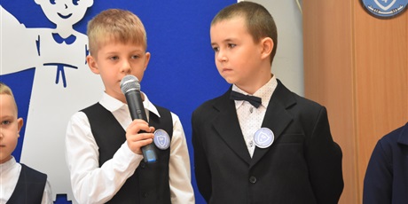 Powiększ grafikę: pasowanie-na-ucznia-649090.jpg