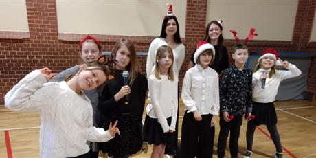 Powiększ grafikę: spotkanie-z-koleda-670251.jpg