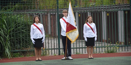 Powiększ grafikę: w-koncu-wakacje-630460.jpg
