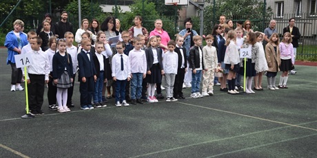 Powiększ grafikę: w-koncu-wakacje-630462.jpg