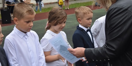 Powiększ grafikę: w-koncu-wakacje-630464.jpg