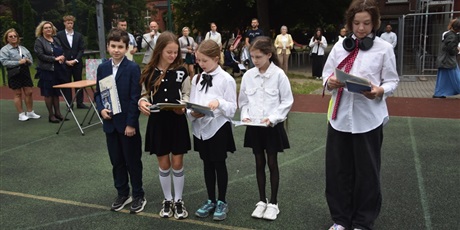 Powiększ grafikę: w-koncu-wakacje-630492.jpg