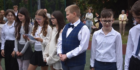 Powiększ grafikę: w-koncu-wakacje-630496.jpg