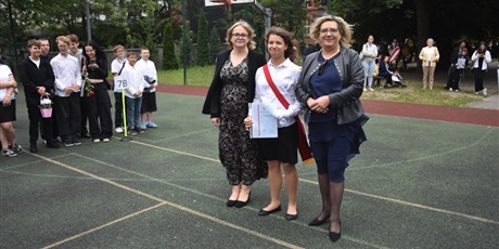 Powiększ grafikę: w-koncu-wakacje-630503.jpg