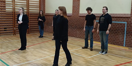 Powiększ grafikę: warsztaty-wokalne-669196.jpg