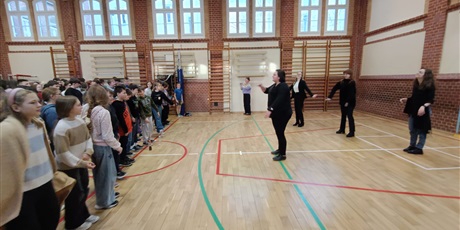 Powiększ grafikę: warsztaty-wokalne-669206.jpg