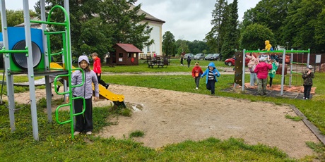 Powiększ grafikę: wycieczka-do-wioski-indianskiej-703590.jpg