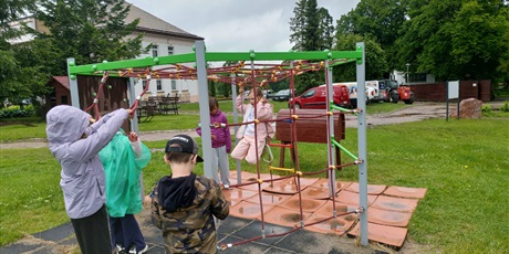 Powiększ grafikę: wycieczka-do-wioski-indianskiej-703596.jpg