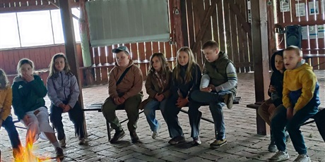Powiększ grafikę: wycieczka-do-wioski-indianskiej-703616.jpg