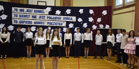 Powiększ grafikę: zakonczenie-roku-szkolnego-2020-2021-282565.jpg