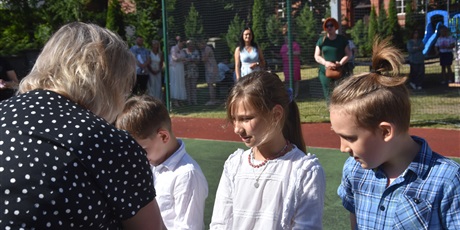 Powiększ grafikę: zakonczenie-roku-szkolnego-2025-2026-705484.jpg