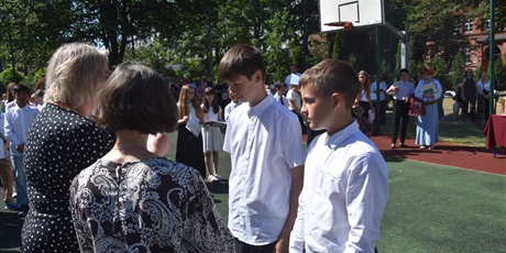 Powiększ grafikę: zakonczenie-roku-szkolnego-2025-2026-705515.jpg