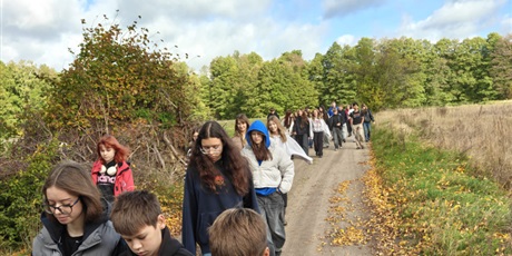 Powiększ grafikę: zielona-szkola-raport-z-frontu-schodno-wdzydzki-park-krajobrazowy-718211.jpg