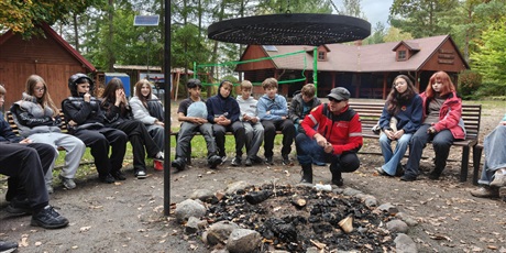 Powiększ grafikę: zielona-szkola-raport-z-frontu-schodno-wdzydzki-park-krajobrazowy-718231.jpg
