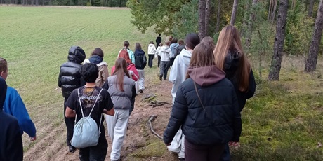 Powiększ grafikę: zielona-szkola-raport-z-frontu-schodno-wdzydzki-park-krajobrazowy-718234.jpg